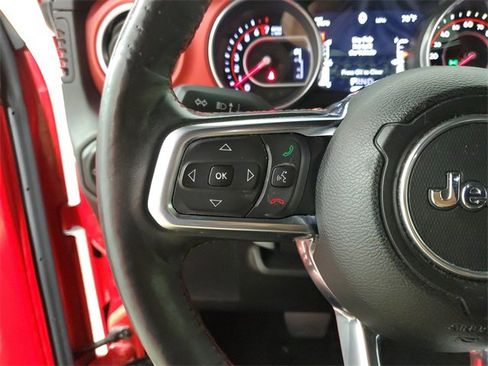 Used 2018 Jeep Wrangler Unlimited Rubicon w/ Dual Top Group image 24