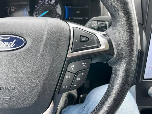 Used 2024 Ford Edge SEL AWD/4WD image 19
