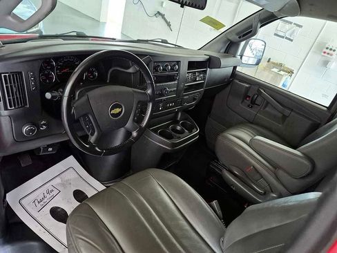 Used 2021 Chevrolet Express 2500 w/ Driver Convenience Package RWD image 7