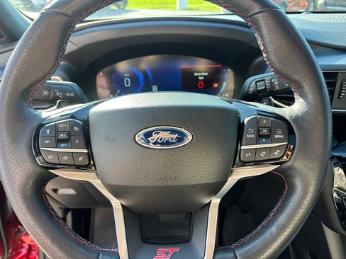 Used 2023 Ford Explorer ST w/ Equipment Group 401A AWD/4WD image 16