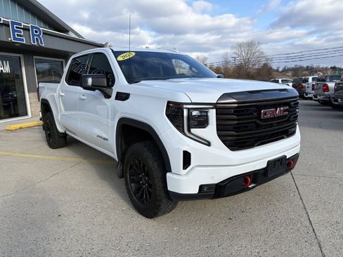 Used 2023 GMC Sierra 1500 AT4X image 7