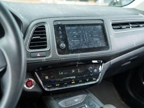 Used 2022 Honda HR-V EX image 8