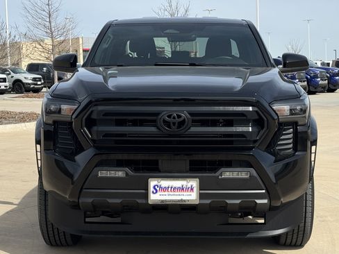 New 2025 Toyota Tacoma SR5 image 7
