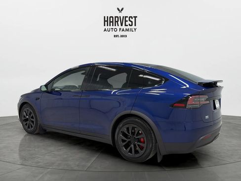 Used 2023 Tesla Model X Plaid image 3