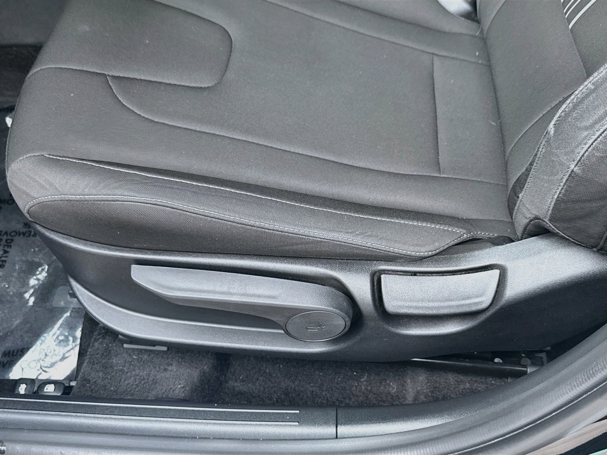 Used 2025 Hyundai Elantra Sport FWD image 15