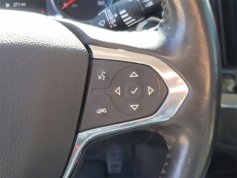 Used 2020 Chevrolet Traverse RS image 26