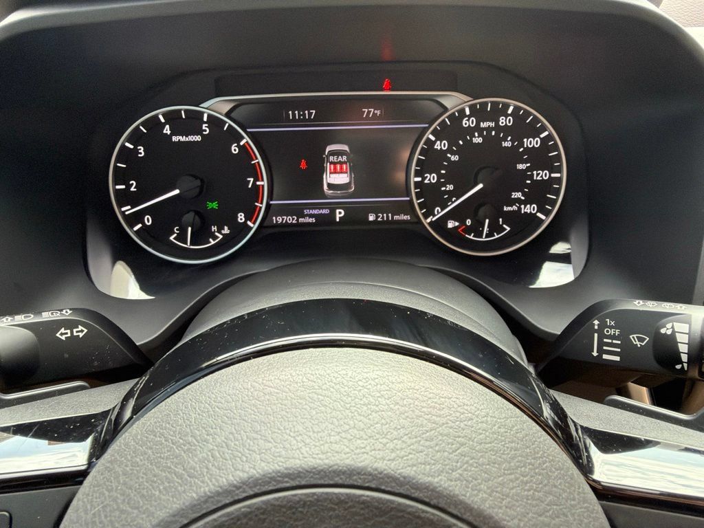 Used 2023 Nissan Rogue SL w/ SL Premium Package FWD image 30