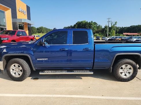Used 2015 GMC Sierra 1500 SLE w/ SLE Value Package RWD image 4