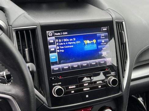 Used 2018 Subaru Impreza 2.0i Limited image 16