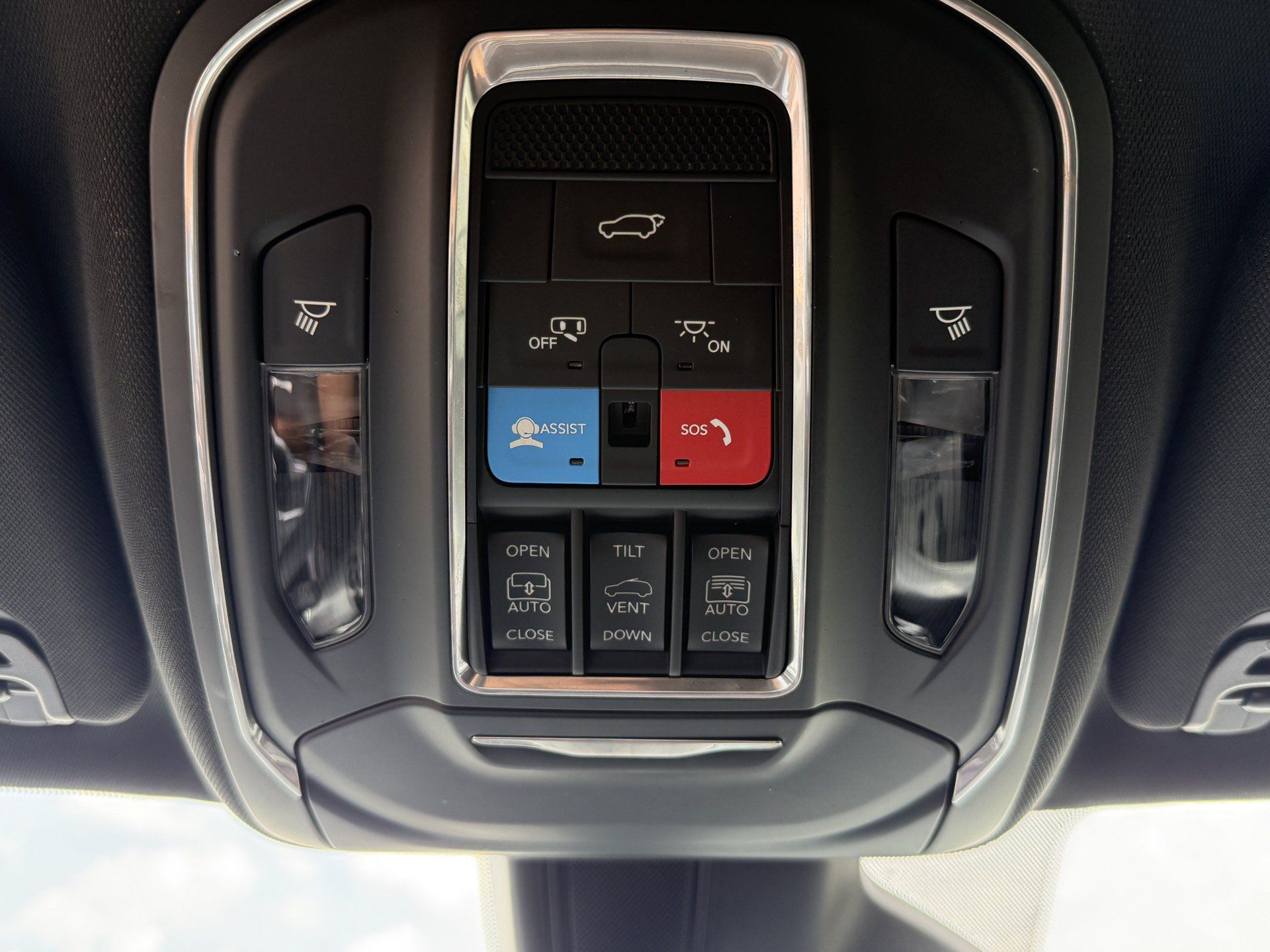 Used 2022 Jeep Wagoneer Series II AWD/4WD image 40