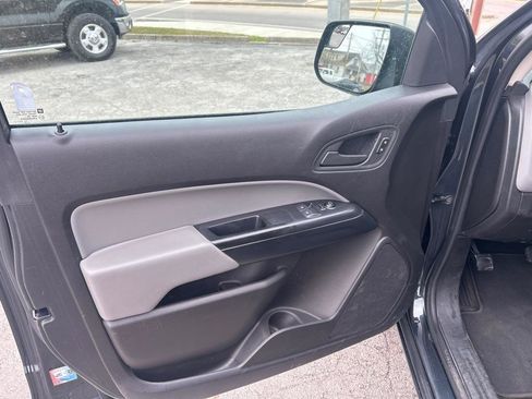 Used 2018 Chevrolet Colorado W/T w/ WT Convenience Package image 12