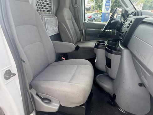 Used 2014 Ford E-150 and Econoline 150 w/ Commercial Cargo Van Package image 21