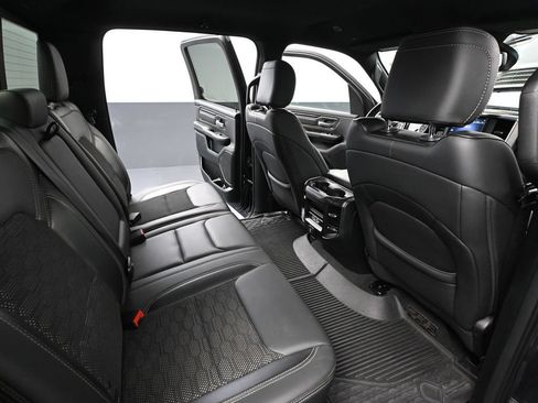 Used 2019 RAM 1500 Sport w/ Level 2 Equipment Group AWD/4WD image 47