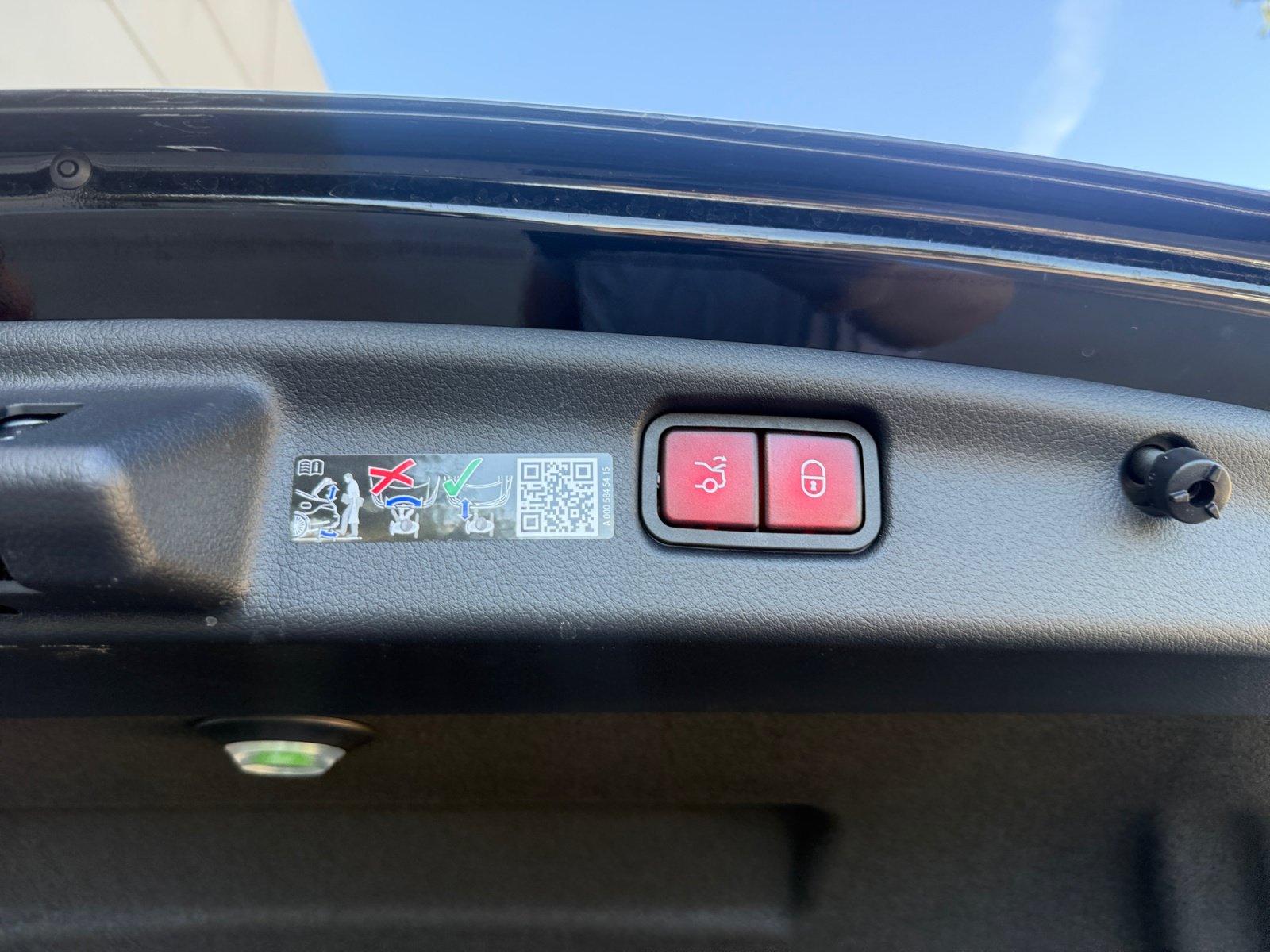 Certified 2026 Mercedes-Benz C 300 Sedan image 16