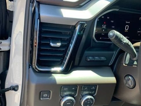 New 2026 GMC Sierra 1500 Denali w/ Technology Package AWD/4WD image 18