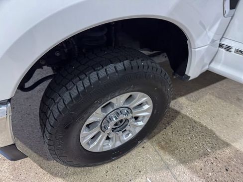 Used 2022 Ford F250 XLT w/ XLT Value Package AWD/4WD image 30