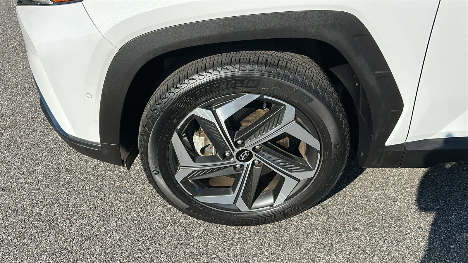 Used 2024 Hyundai Tucson Limited AWD/4WD image 9