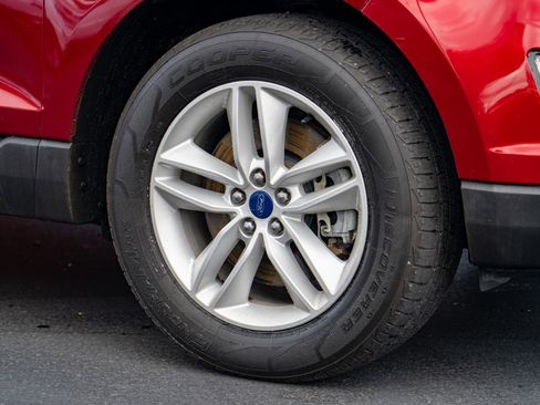 Used 2018 Ford Edge SEL w/ Equipment Group 201A image 7