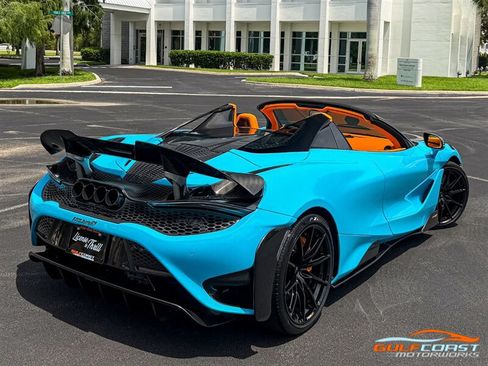Used 2022 McLaren 765LT RWD image 64