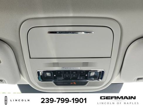 New 2026 Lincoln Aviator 2WD image 32