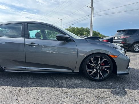 Used 2018 Honda Civic Sport image 15