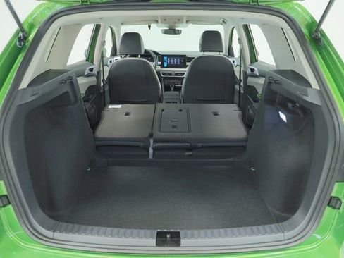 New 2025 Volkswagen Taos SE image 37