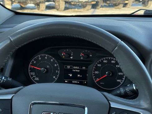 Used 2019 GMC Acadia SLE w/ LPO, Floor Liner Package image 11