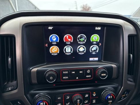 Used 2016 GMC Sierra 2500 Denali w/ Suspension Package, Off-Road image 32