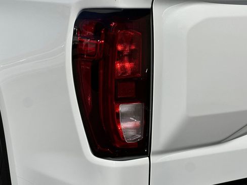 Certified 2022 GMC Sierra 1500 Pro w/ Pro Value Package image 35