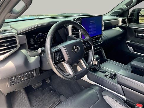 Used 2022 Toyota Tundra Platinum AWD/4WD image 18