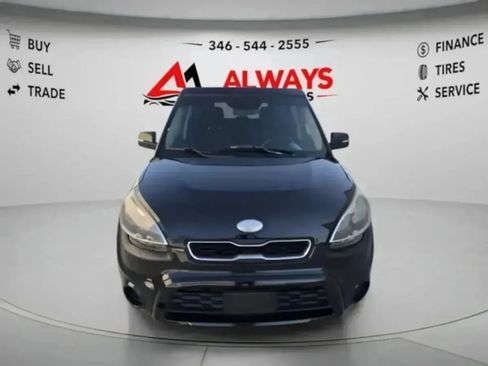 Used 2013 Kia Soul + FWD image 5