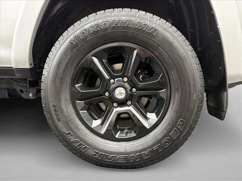 Certified 2023 Toyota 4Runner SR5 Premium image 9