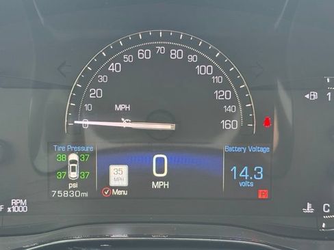 Used 2019 Cadillac XT5 Premium Luxury FWD image 13