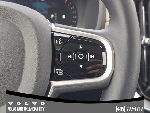 Certified 2026 Volvo XC90 B6 Plus w/ Protection Package Premier image 28