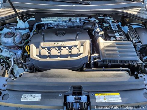 Used 2022 Volkswagen Tiguan SE image 33