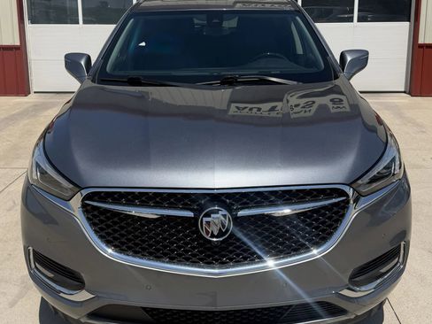 Used 2021 Buick Enclave Avenir w/ Avenir Technology Package AWD/4WD image 2