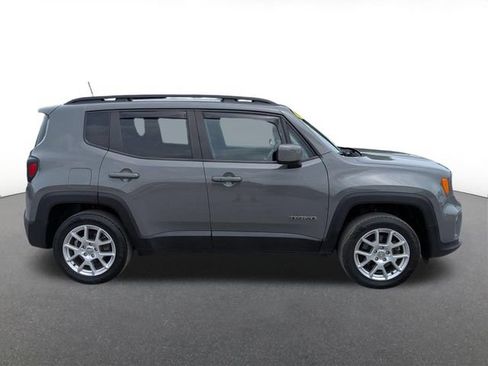 Used 2021 Jeep Renegade Latitude w/ Convenience Group AWD/4WD image 2