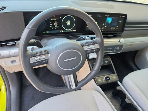 Used 2024 Hyundai Kona SEL FWD image 20
