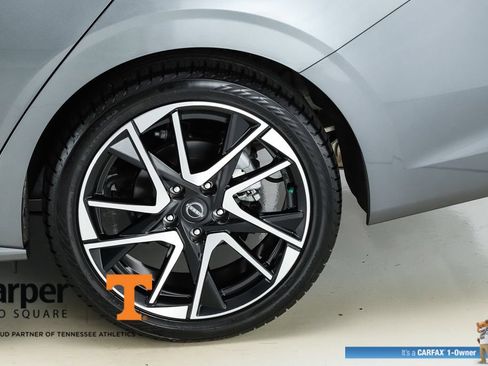 Used 2024 Nissan Sentra SR w/ SR Premium Package FWD image 43