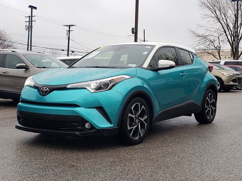Used 2018 Toyota C-HR XLE image 1