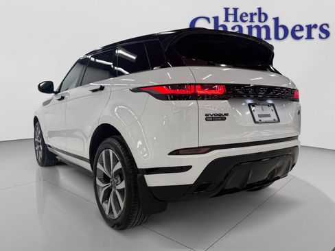 Used 2023 Land Rover Range Rover Evoque R-Dynamic S image 3