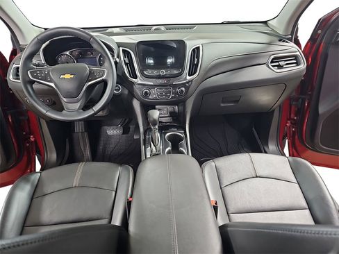 Certified 2023 Chevrolet Equinox Premier w/ LPO, Floor Liner Package image 11