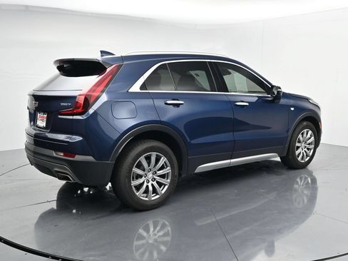 Used 2021 Cadillac XT4 Premium Luxury AWD/4WD image 8