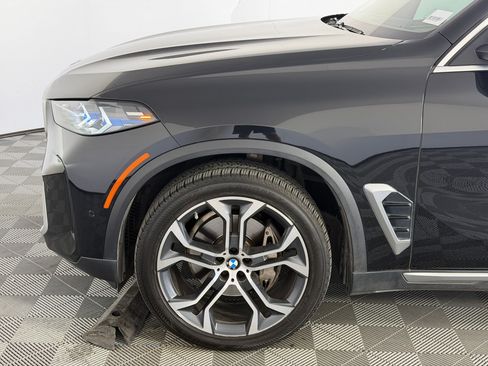 Used 2024 BMW X5 xDrive40i w/ Premium Package AWD/4WD image 11