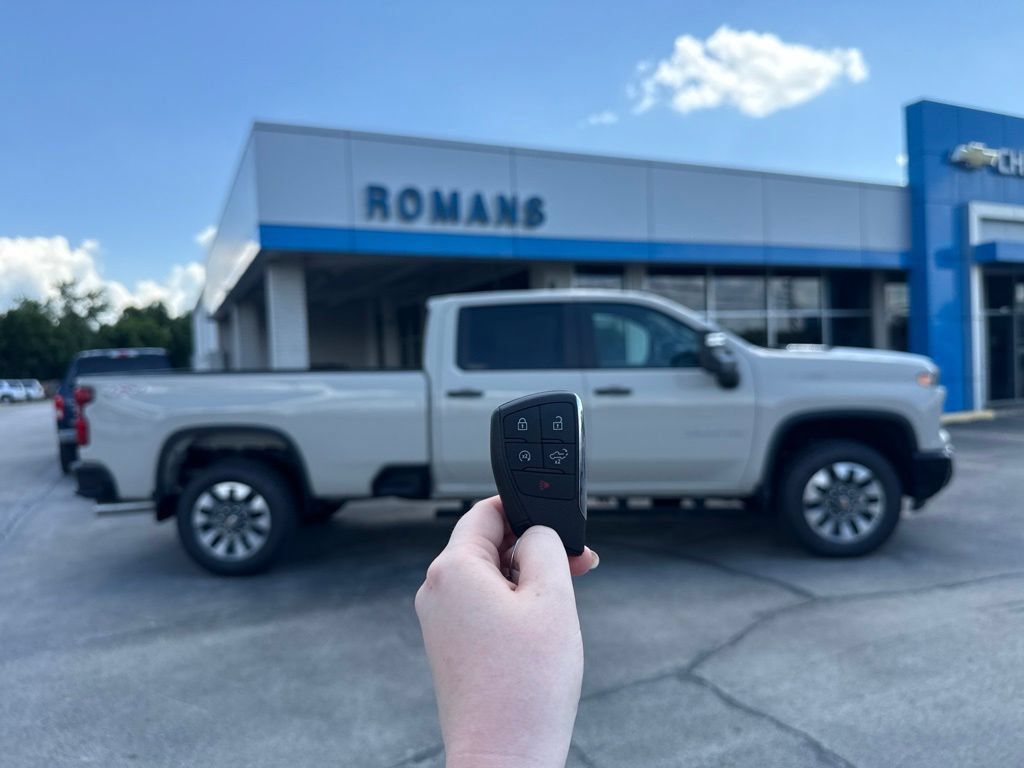 New 2026 Chevrolet Silverado 2500 Custom w/ Custom Value Package AWD/4WD image 24