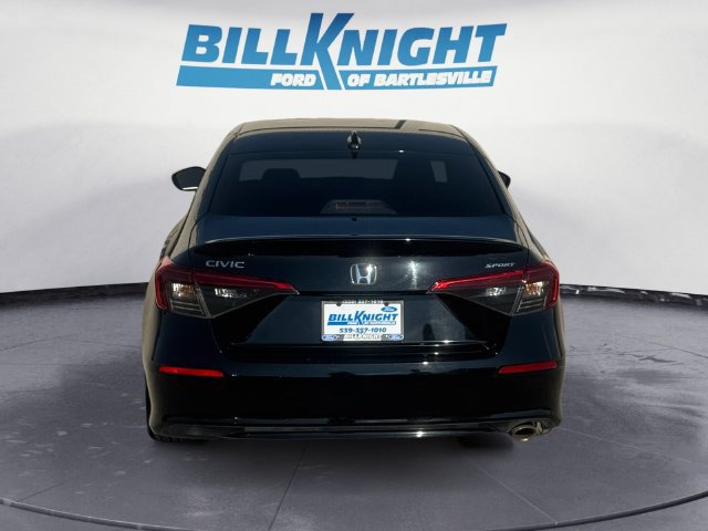 Used 2022 Honda Civic Sport image 4
