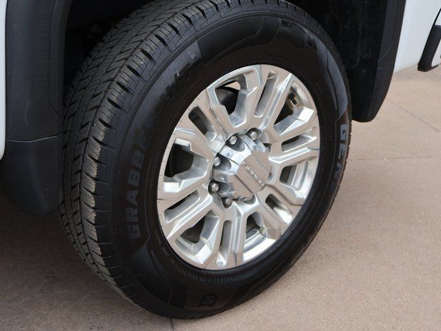 Used 2022 GMC Sierra 3500 Denali AWD/4WD image 47