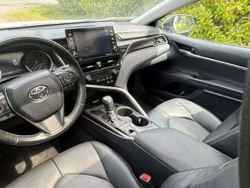 Used 2024 Toyota Camry XSE w/ Cold Weather Package FWD image 16