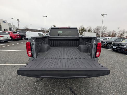 Used 2023 GMC Sierra 1500 Elevation image 12