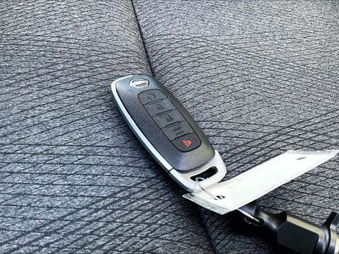 Certified 2024 Nissan Rogue SV image 14